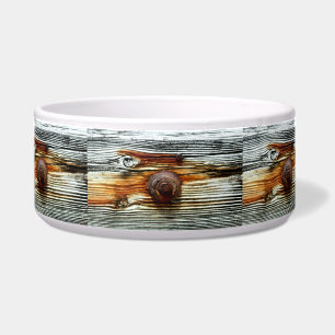 Comedero gris oxidado del driftwood