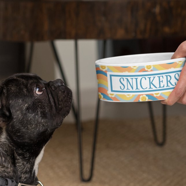 Comedero Nombre personalizado de la flor de margarita retro (Subido por el creador)