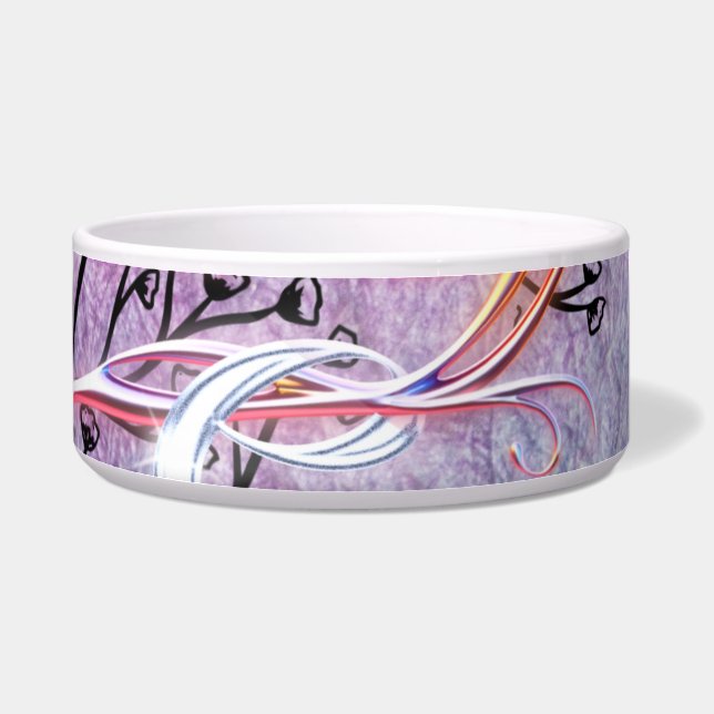 Comedero Ode to Love Bowl diseñado por Adiela Akoo (Derecha)