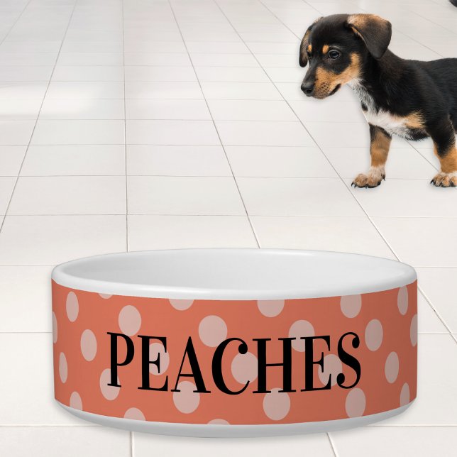 Comedero Patrón de lunares melocotón bonito retro (A pretty dog bowl with a peach colored polka dot pattern, to personalize with your pet's name)