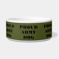 Perro del ejército orgulloso de la mascota Bowl