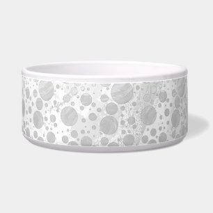 Comedero Puntos de Polka Gris en el cielo lluvioso