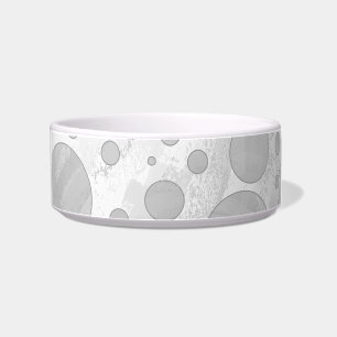 Comedero Puntos de Polka Gris en el cielo lluvioso