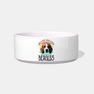Comedero Solo Un Niño Que Ama Los Beagles