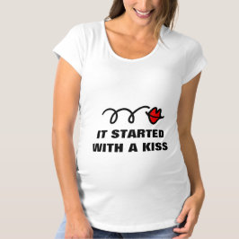 Comenzó con una camiseta de la maternidad del beso