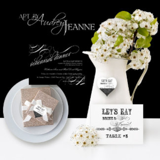 Comer, beber, casarse, ensayar invitaciones