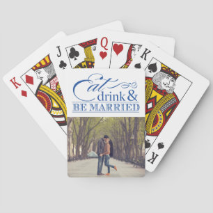 Comer Bebida Estar Casada Jugando Cartas