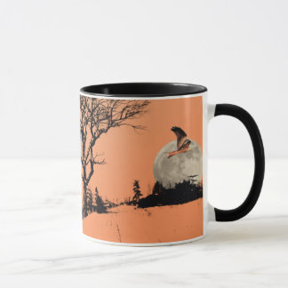 Cometas rojas en la taza enselvada del paisaje