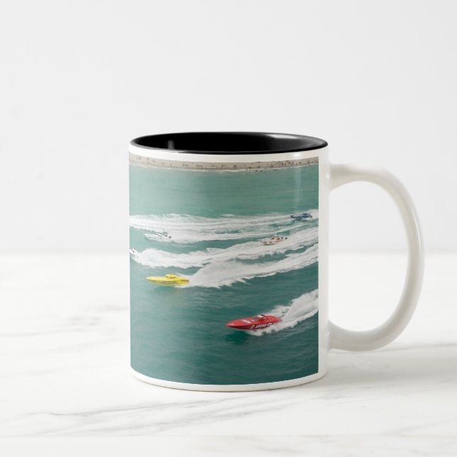 Comienzo de la taza de la raza (Derecha)