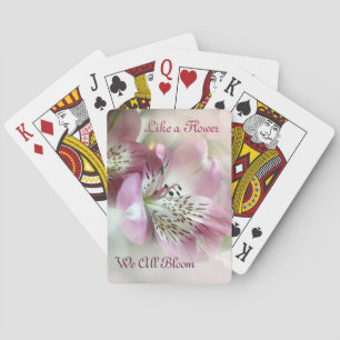 Como una flor que todos florecemos jugando cartas