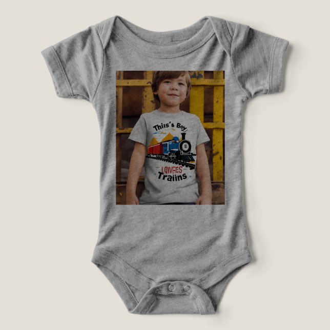 Cómoda ropa de bebé gris para máxima comodidad" (Diseño delantero )