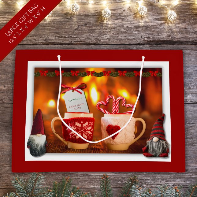 Cómodo Navidad de chimenea Gnome Bolsa de regalo g (Cozy Fireplace Christmas Gnome Large Gift Bag)