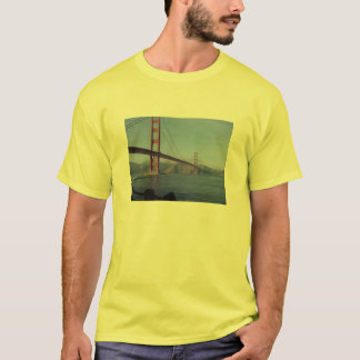 Competico - su foto en una camiseta de los hombres