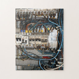 Complejo desafío de rompecabezas de cableado indus