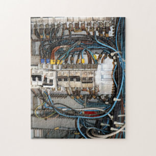 Complejo desafío de rompecabezas de cableado indus