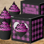 Comprobación de búfalo - Púrpura y negra - Caja de<br><div class="desc">Casilla de selección de favores de búfalo negro y púrpura cardíaco. El texto de la parte posterior del cuadro es personalizable. Si utiliza el botón/herramienta 'editar diseño', también puede agregar sus propias imágenes/fotos. Hay otras coloridas disponibles. Vea la colección de todos los tamaños de caja y colores de verificación de...</div>