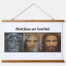 El Cristo Jesús colgando el tapiz