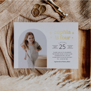 Con Relieve Metalizado Arch Photo Birthday Invitación Landscape Gold