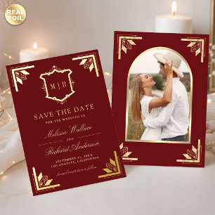 Con Relieve Metalizado Gold Crest Maroon Rojo Invitación de Boda Save the