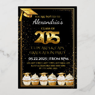 Con Relieve Metalizado Invitación de graduación 2025 Cupcakes & Caps