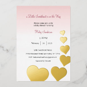 Con Relieve Metalizado Invitación de Un Pequeño Amor en Camino