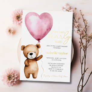 Con Relieve Metalizado Podemos esperar la invitación de Baby Shower Chica