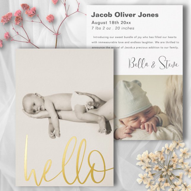 Con Relieve Metalizado Texto moderno Hola a foto Invitación de bebé (Subido por el creador)