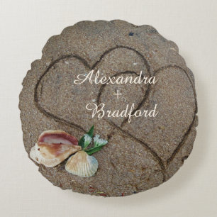 conchas y 2 corazones en la almohada de bodas pers