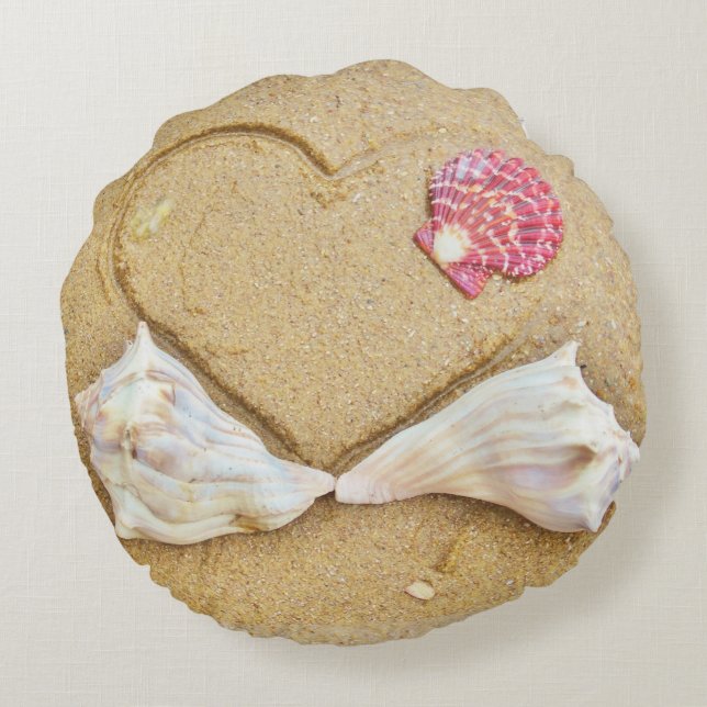 conchas y 2 corazones en la playa almohada persona (Reverso)