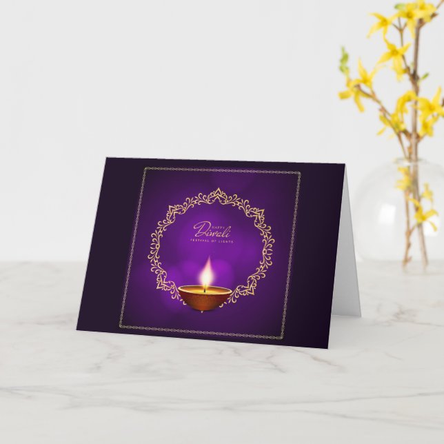 Concordancia Feliz Diwali Invitación púrpura / Sal (flor amarilla)
