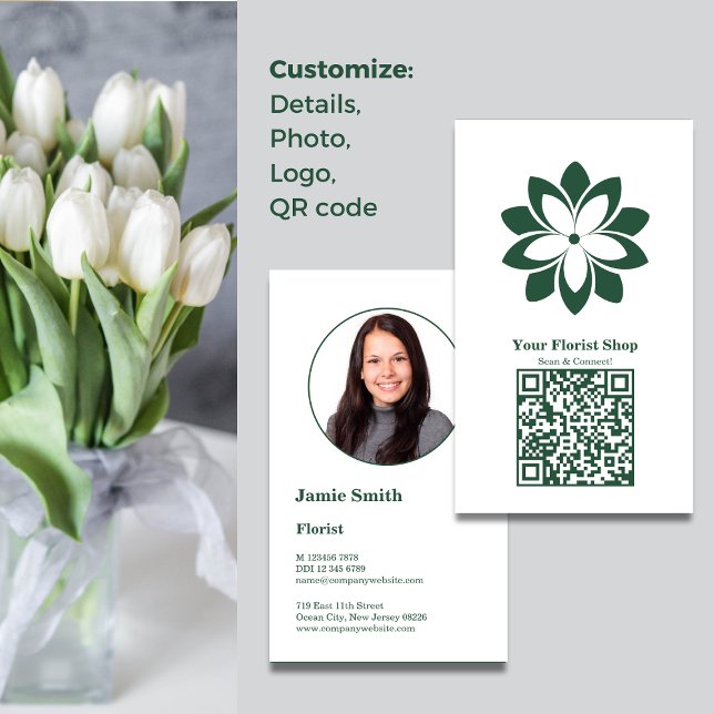 Conectar con la tarjeta de visita Floral World Flo (Connect with Floral World Florist Business Card, White & Green, Photo, Logo, QR code)