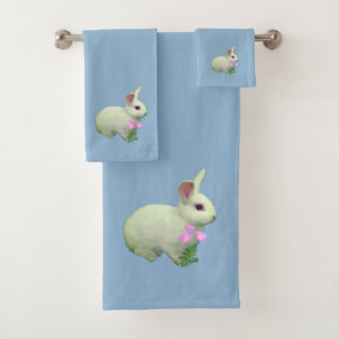 Conejito Blanco Adorable sobre Azul Claro Maravill