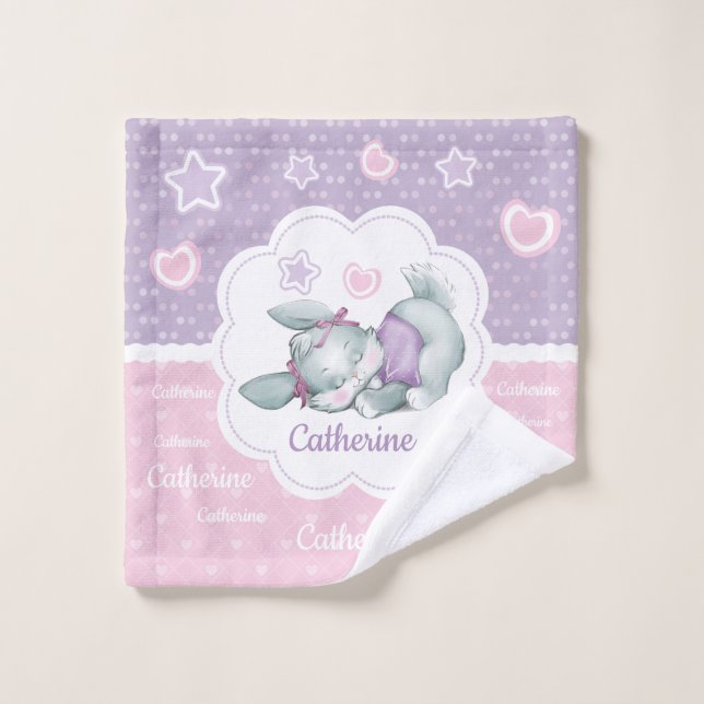 Conejito conocido de encargo el dormir en rosa y (Toallita)