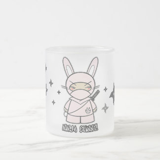 ¡Conejito de Ninja! Con la taza de Shurikens