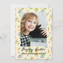 Conejo feliz de Pascua con tarjeta plana de vacaci