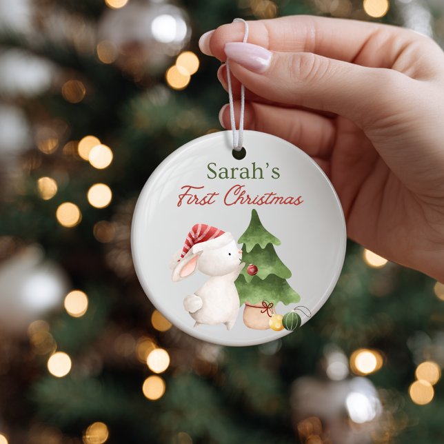 Conejo Primer Ornamento de Navidad (Rabbit First Christmas Personalized Ornament. )