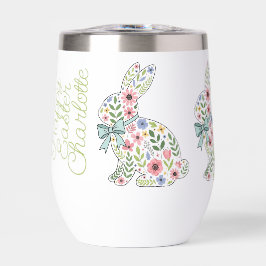 Conejos de Pascua de flores silvestres rosadas y a