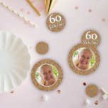 Confeti 60 y Fabulous Gold Purpurina Photo 60th Birthday<br><div class="desc">60 y Fabulous Gold Purpurina Photo 60th Birthday Party confetti. Añade tu foto.</div>