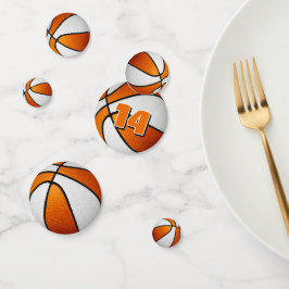 Confeti chicas de baloncesto de niños blancos naranjas fie