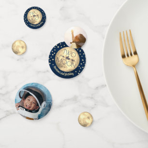 Confeti Dos fotos del Fiesta del Segundo Cumpleaños de la