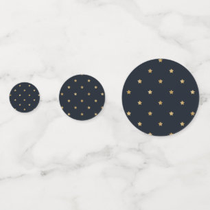 Confeti Las estrellas doradas en negro de medianoche