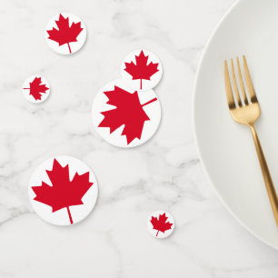 Confeti ¡Oh Canadá! La hoja de arce está orgullosa y libre