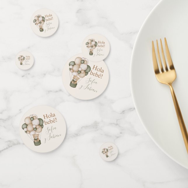 Confeti Teddy lleva a un niño de Baby Shower en es (Grupo)