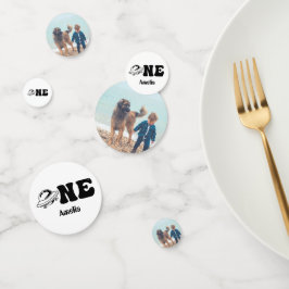 Confeti Tema espacial Primer cumpleaños foto de OVNI