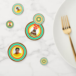 Confeti Torta de cumpleaños en llamas con 50 velas