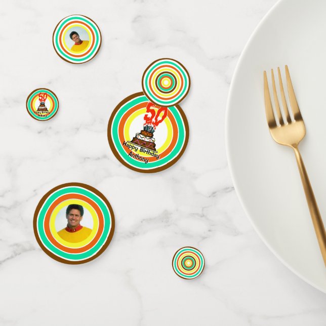 Confeti Torta de cumpleaños en llamas con 50 velas (Grupo)