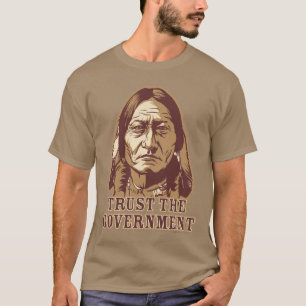 Confíe en la camisa del gobierno