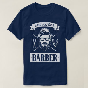 Confíe en que yo es una camiseta divertida del