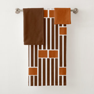 Conjunto de toallas de baño de líneas y cajas marr