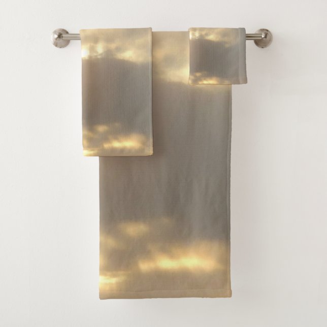 Conjunto de toallas de baño en la nube (In situ)